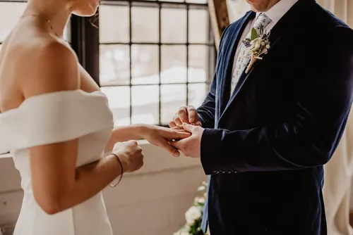 What it means when you dream about marriage